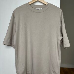 Uniqlo U Lemaire Crewneck Oversized Men's Beige Tan T-Shirt Size S